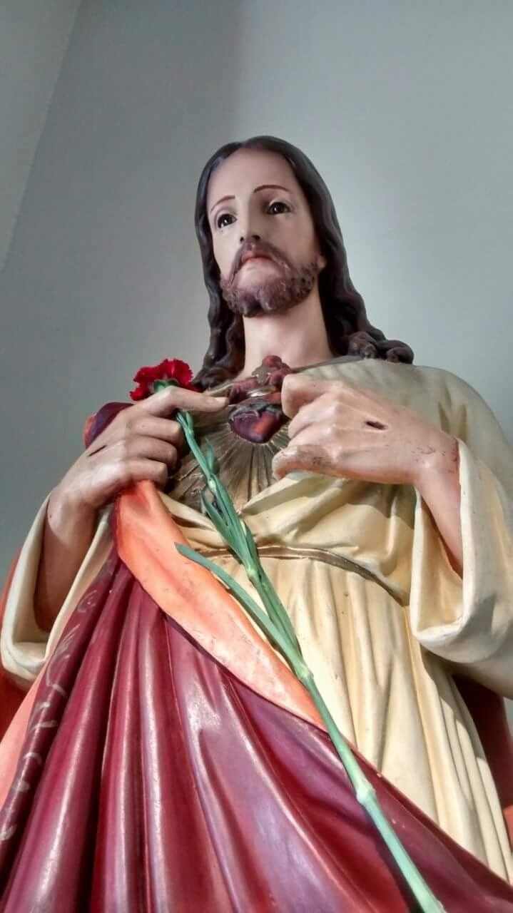 Sagrado Corazon de Jesús - Tu Sagrado Corazon Es La Misericordia Misma Y De El Brota Sa