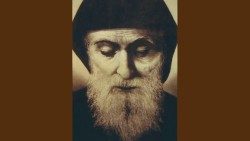 San Charbel Makhluf, sacerdote